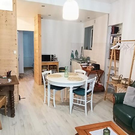 Appartement Cosy A 2 Pas Des Rues Pietonnes Chalon-sur-Saône Exteriör bild